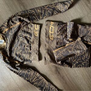ECHT Brown and Gold Abstract Print Crop Top and Leggings Set
